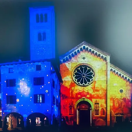 アパート Vanessa's Art Rooftop *