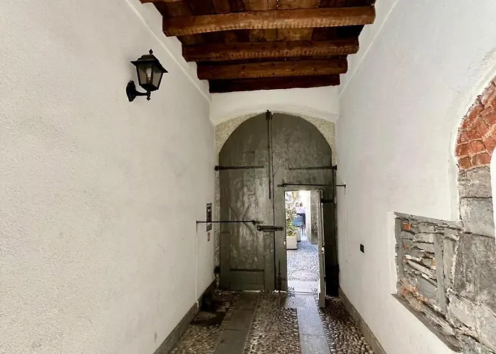 Daire Vanessa's Art Rooftop Como