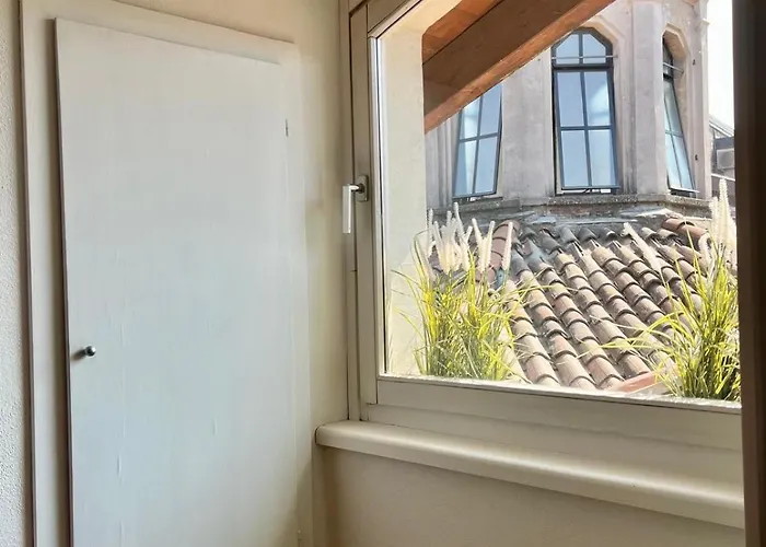 Vanessa's Art Rooftop