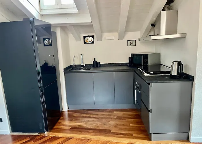 Vanessa's Art Rooftop