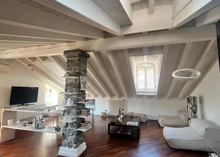 Vanessa's Art Rooftop