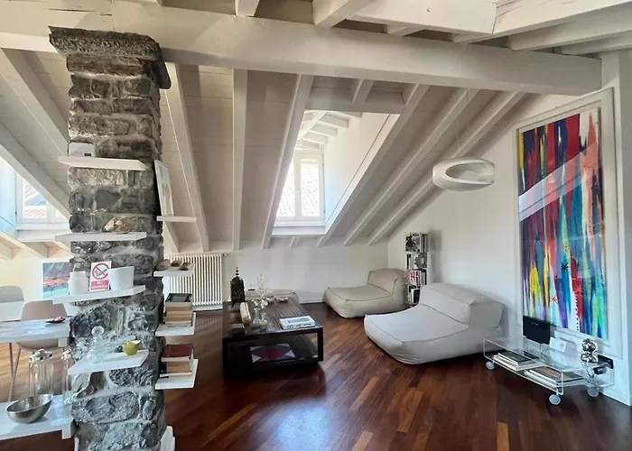 Daire Vanessa's Art Rooftop *