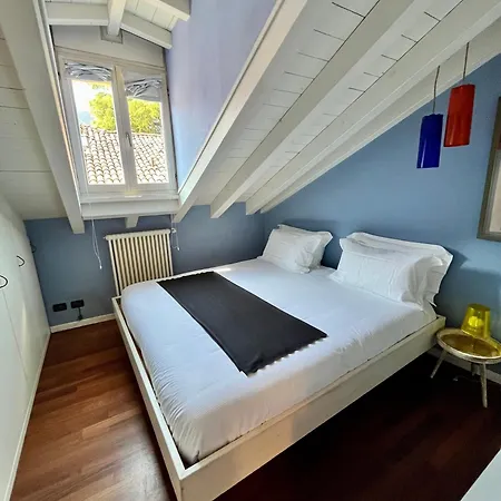 Vanessa's Art Rooftop Appartement Como